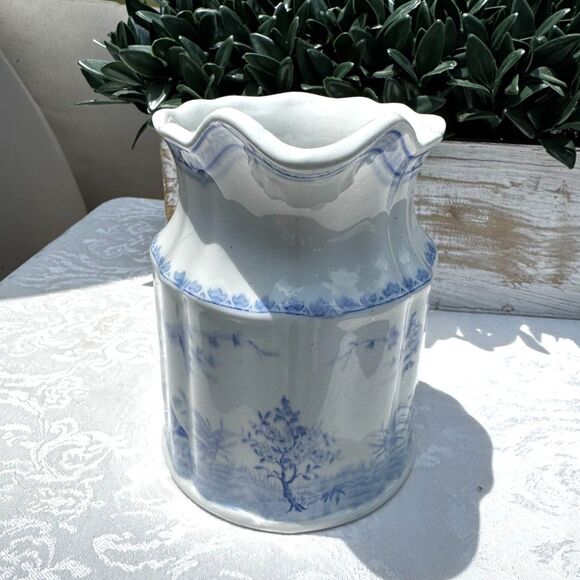 Gorgeous blue and white pitcher; Furnivals Quail 1913 England must see - Picture 5 of 8